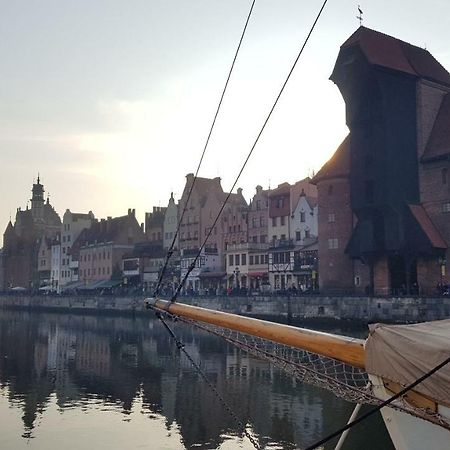 New Apartment 100M From Old Town And Marina Gdansk Bagian luar foto