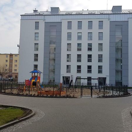 New Apartment 100M From Old Town And Marina Gdansk Bagian luar foto