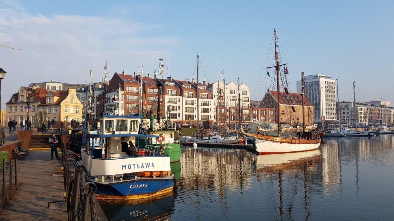 New Apartment 100M From Old Town And Marina Gdansk Bagian luar foto