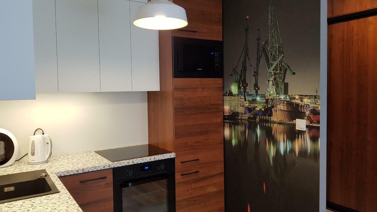 New Apartment 100M From Old Town And Marina Gdansk Bagian luar foto