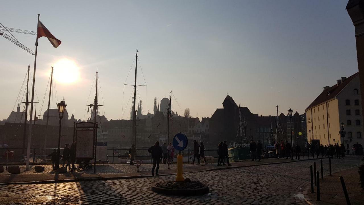 New Apartment 100M From Old Town And Marina Gdansk Bagian luar foto
